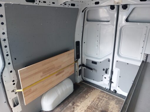 Pracovná plošina RENAULT Master 2,3dCi VERSALIFT VTL-145-F 2019 Euro6 512mh