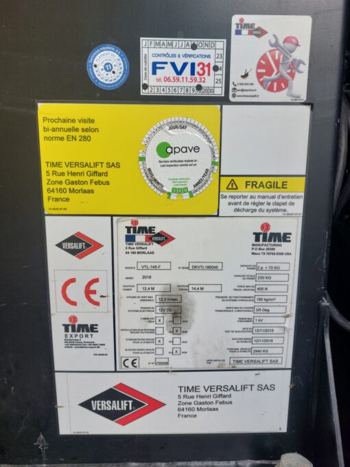 Pracovná plošina RENAULT Master 2,3dCi VERSALIFT VTL-145-F 2019 Euro6 512mh