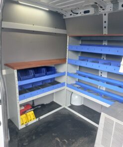 RENAULT Master 2,3 dCi, plošina KLUBB K26 dosah 11,8 m R.v.: 06/2021, 2299cm3, 107kW (145PS), M6, Diesel, Euro 6, 2-miestne, 91.674 km Hydraulická pracovná plošina KLUBB K26, 120kg, 1 osoba, 1064 mh